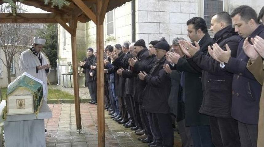 Trafik Kazasında Ölen Muhtar Toprağa Verildi