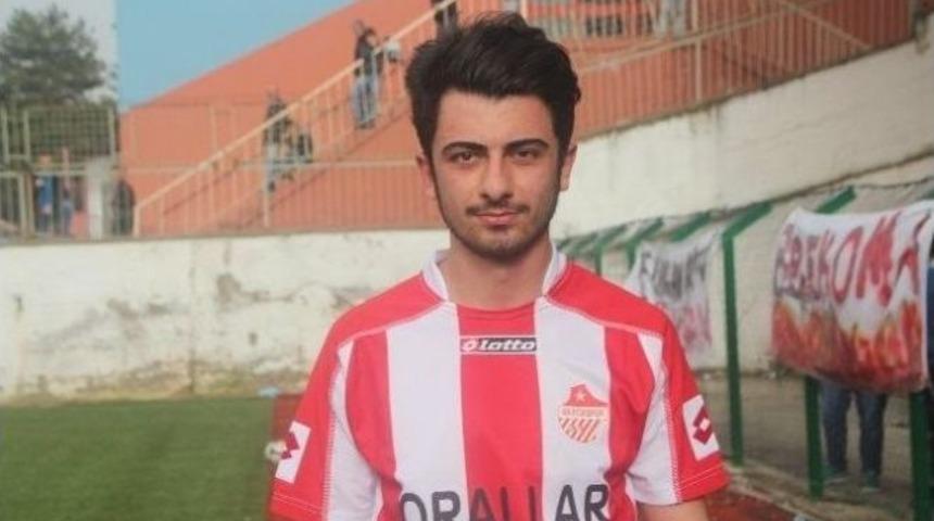 Taraftarın &ldquo;eto&rdquo; Lakabı Taktığı Ertuğrul G&uuml;ll&uuml;k Tekrar Bilecikspor&rsquo;da