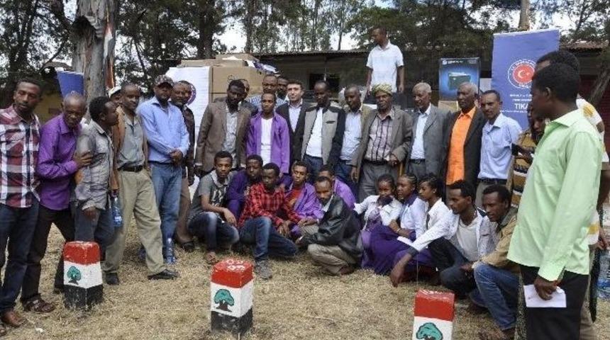 Etiyopya&rsquo;da Bedessa Preparatory School&rsquo;a Laboratuvar Ve Bilgisayar Sınıfı Kuruldu