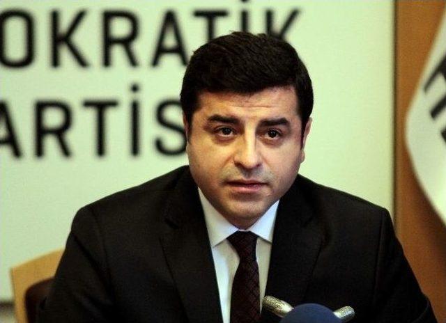 Hdp Eş Genel Başkanı Selahattin Demirtaş: