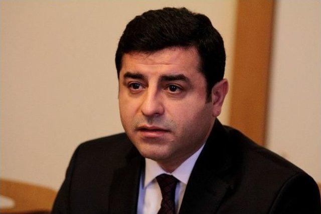 Hdp Eş Genel Başkanı Selahattin Demirtaş: