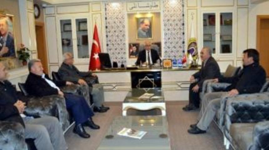 Muhtarlardan Başkan&rsquo;a Ziyaret