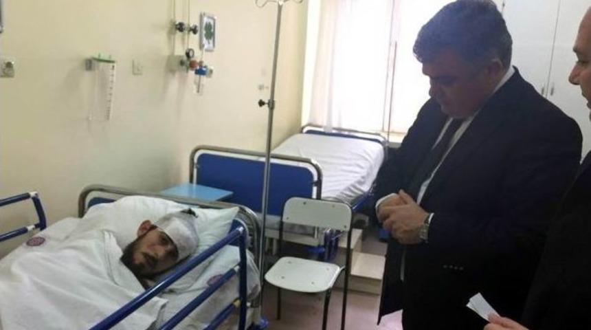 Başkan &Ouml;zg&uuml;ven Yaralıları Ziyaret Etti