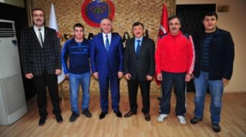 Belediyespor G&uuml;reş Takımı Kuruyor