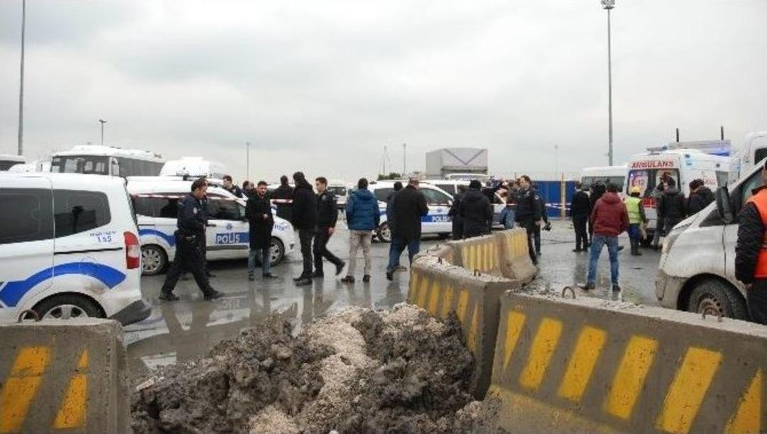 Kapka&ccedil; Yapıp Taksi Gasp Eden Zanlı, Vurularak Yakalandı