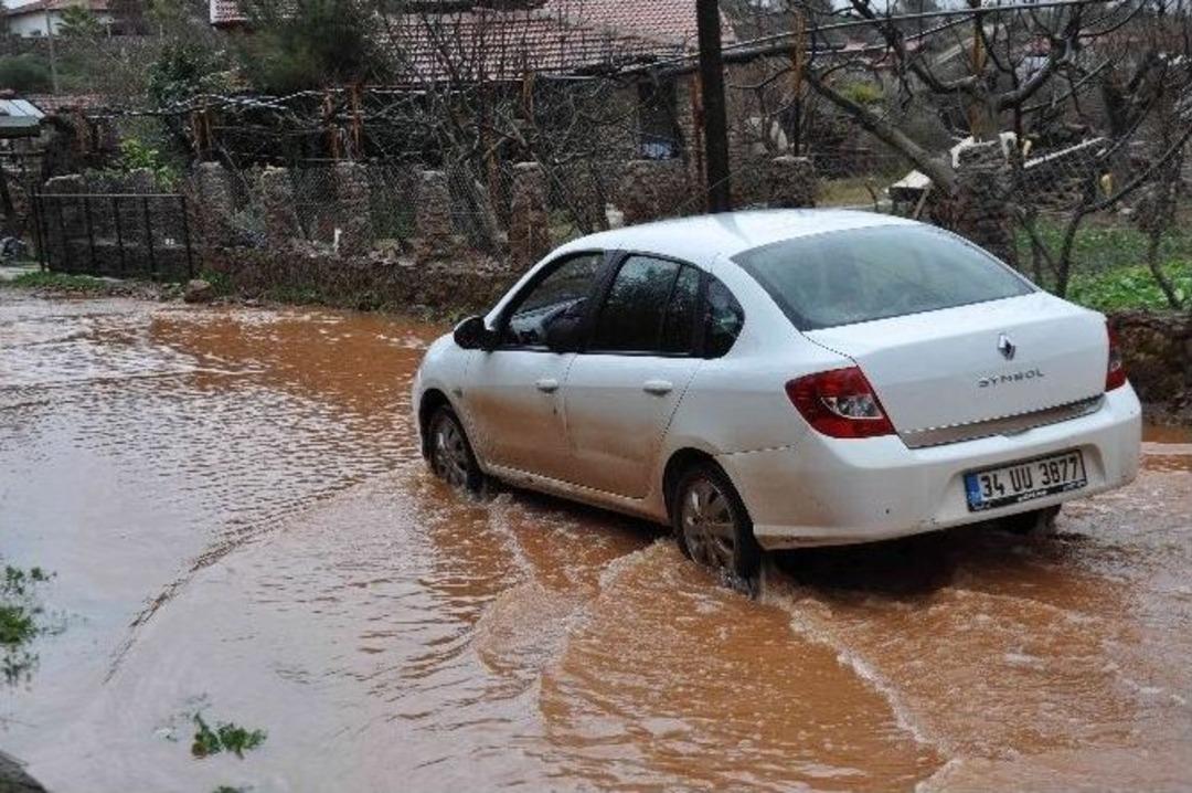 Kayak&ouml;y Su Altında Kaldı