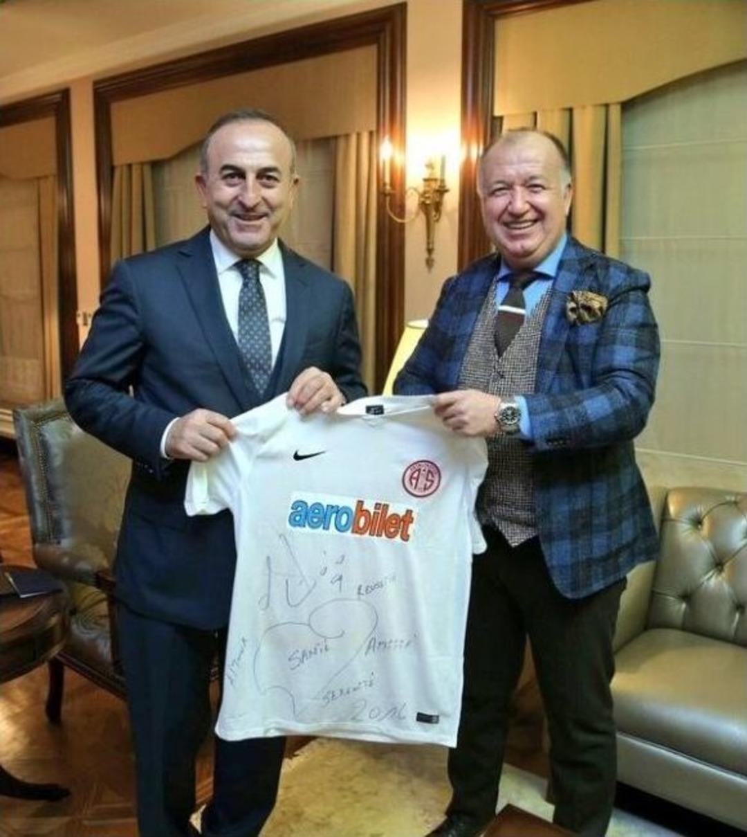 &Ccedil;avuşoğlu, Antalyapsor Başkanı Gencer&rsquo;i Ağırladı