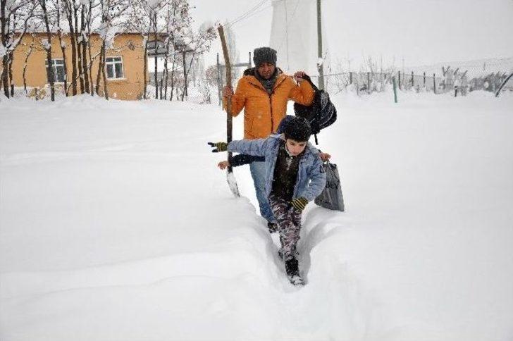 Ücretli Öğretmenden Büyük Fedakarlık G3