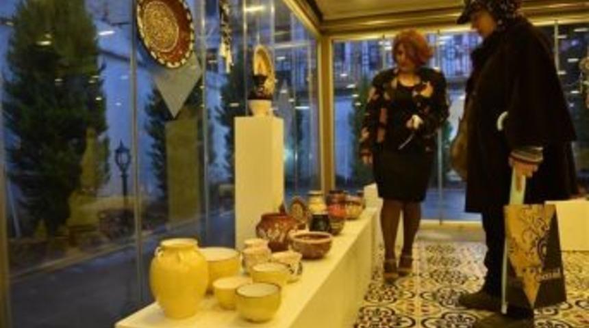 &Ccedil;anakkale Seramiği&rsquo;ne Giriş Sergisi A&ccedil;ıldı