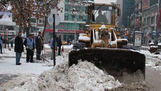 Elazığ’da 295 Köy Yolu Kapandı