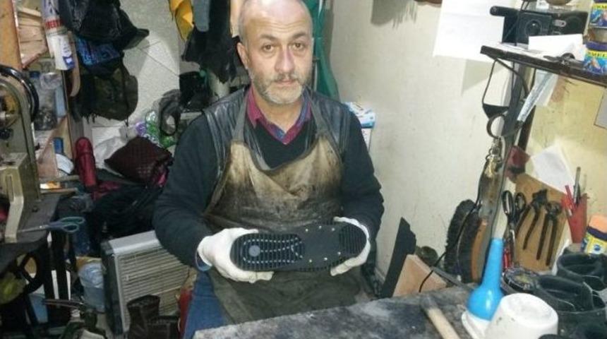 Bartınlı Ayakkabıcı &rsquo;&ccedil;ivili Takmatik&rsquo; İmal Etti