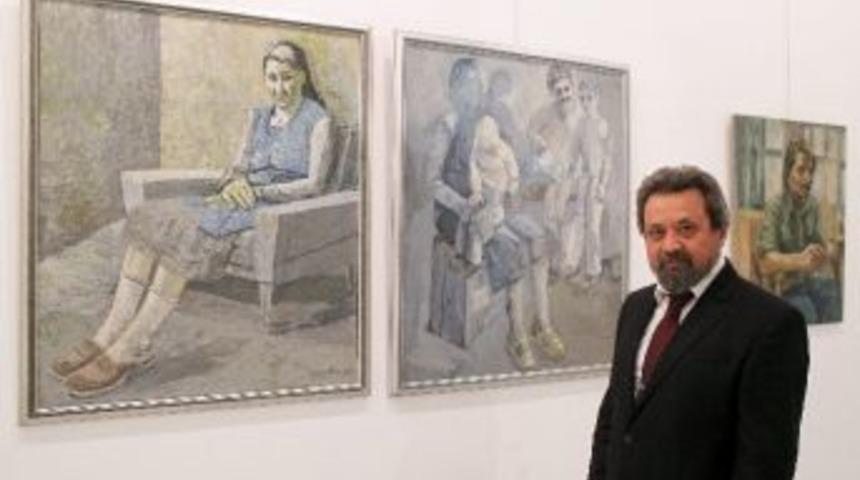 G&ouml;&ccedil;&uuml;n En İyi Ressamı &Ccedil;sm&rsquo;de