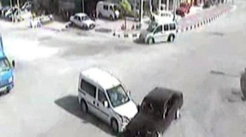 Burdur&rsquo;daki Kazalar Mobese&rsquo;de