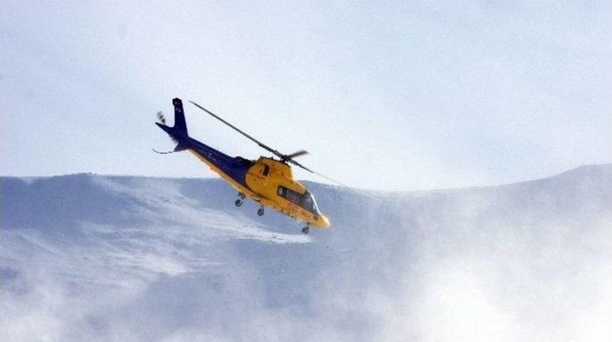 Sarı Melekler Kar, Kış Demeden Hasta Kurtarıyor