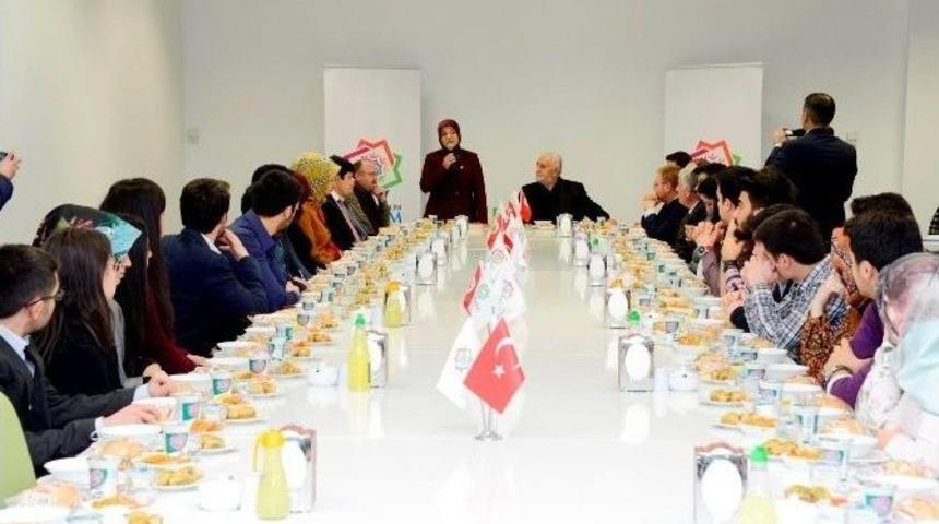 Başkan Toru &Ouml;ğrenci Liderleriyle Buluştu