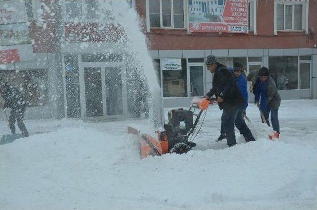 Çat Belediyesi’nin Karla Mücadele Çalışmaları