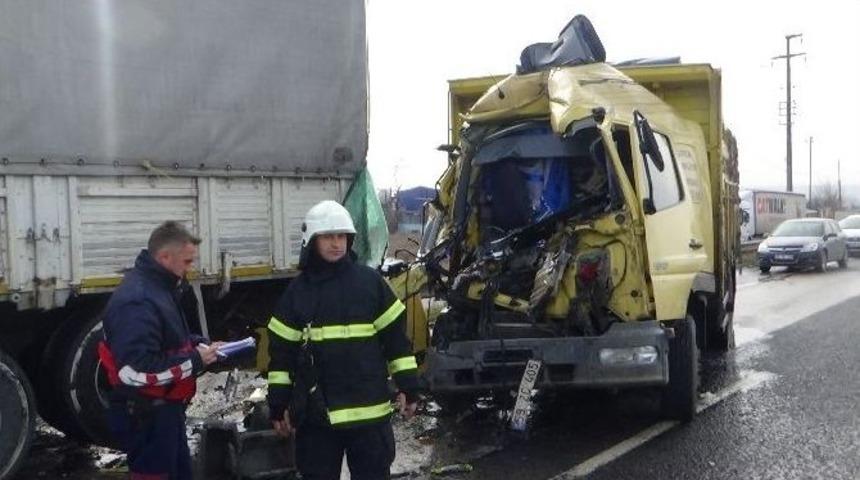 Park Halindeki Kamyona &Ccedil;arptı