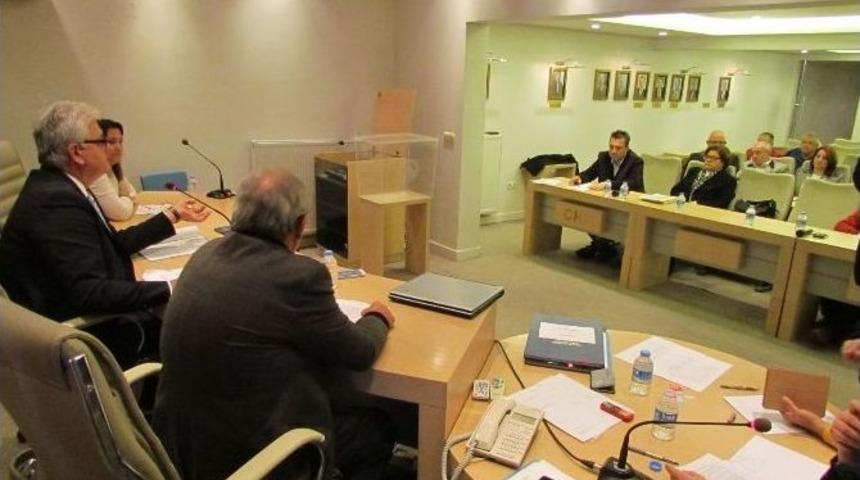 &Ccedil;eşme Belediyesi&rsquo;ne Yeni Logo