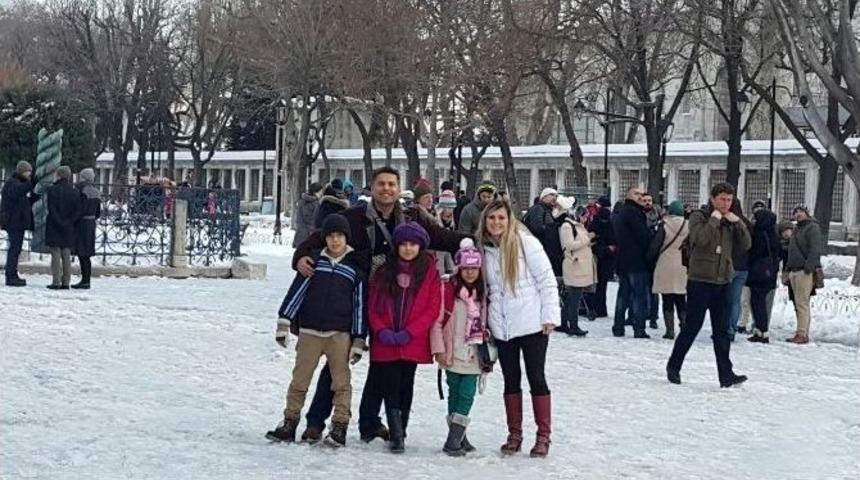 Başarılı &Ouml;ğrenciler İstanbul Turuyla &Ouml;d&uuml;llendirildi