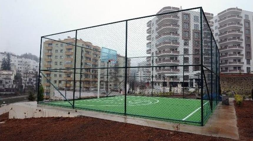 Trabzon&rsquo;da Gen&ccedil;lik Merkezi İnşaatı Tamamlandı