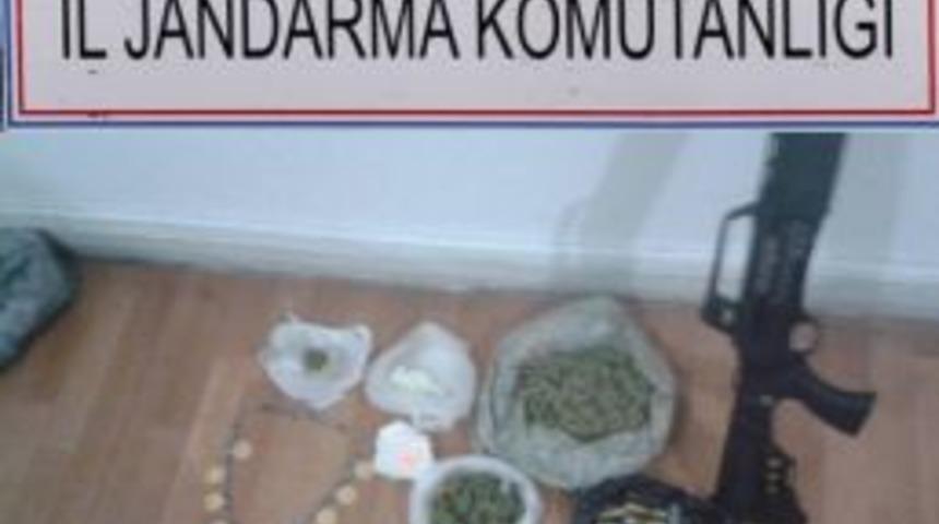 Jandarmadan Uyuşturucu Operasyonu: 9 G&ouml;zaltı