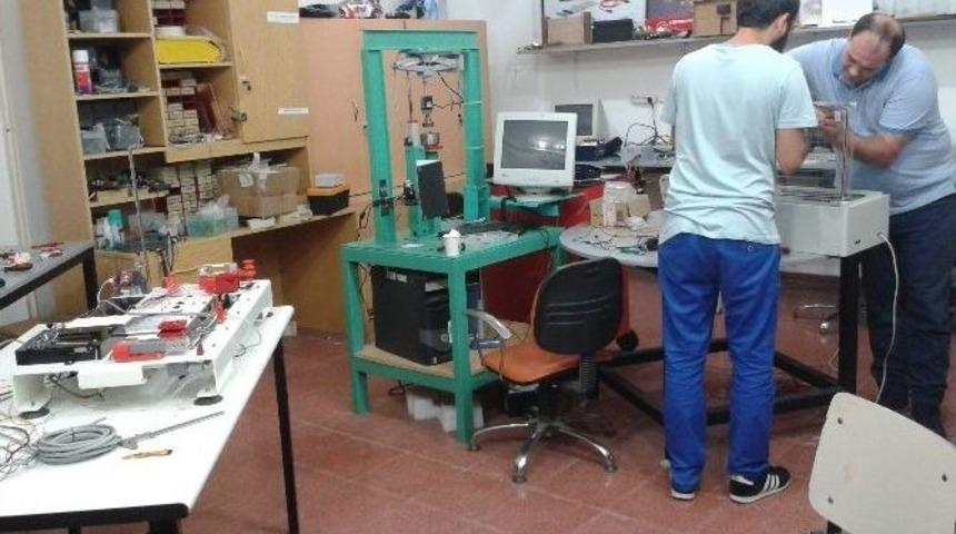 Edremit Myo&rsquo;dan Tekstil Sekt&ouml;r&uuml; İ&ccedil;in Yeni Cihaz