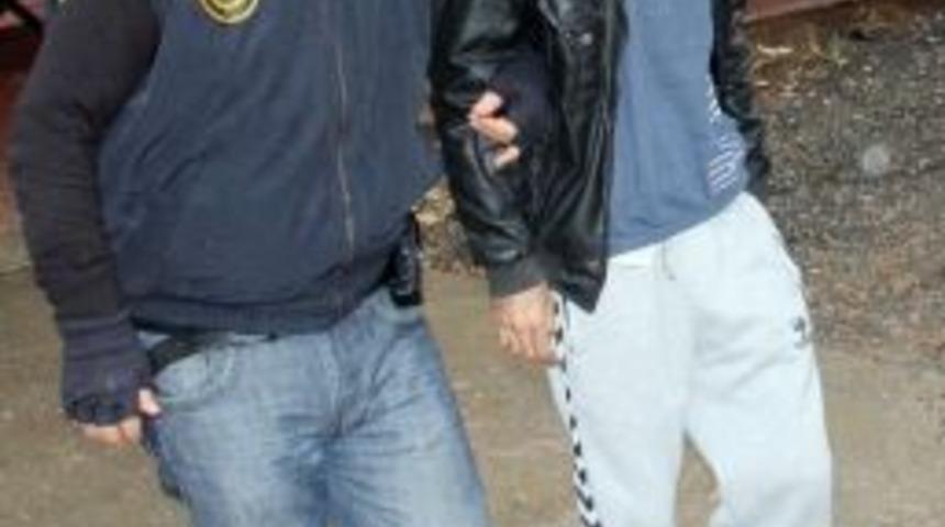 Polise Ateş Ederken Vurulan Pkk&rsquo;lı Adliyeye Sevk Edildi