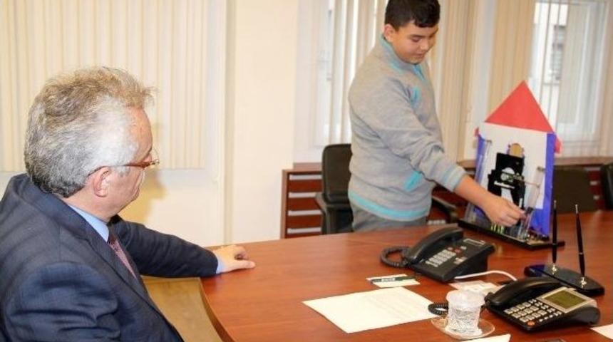 Haberlerden Etkilenip Yaptığı Proje İle T&uuml;rkiye İkincisi Oldu