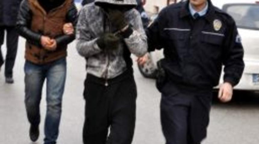 Eskişehir&rsquo;de Hırsızlık Yapan 5 Arkadaş Yakalandı