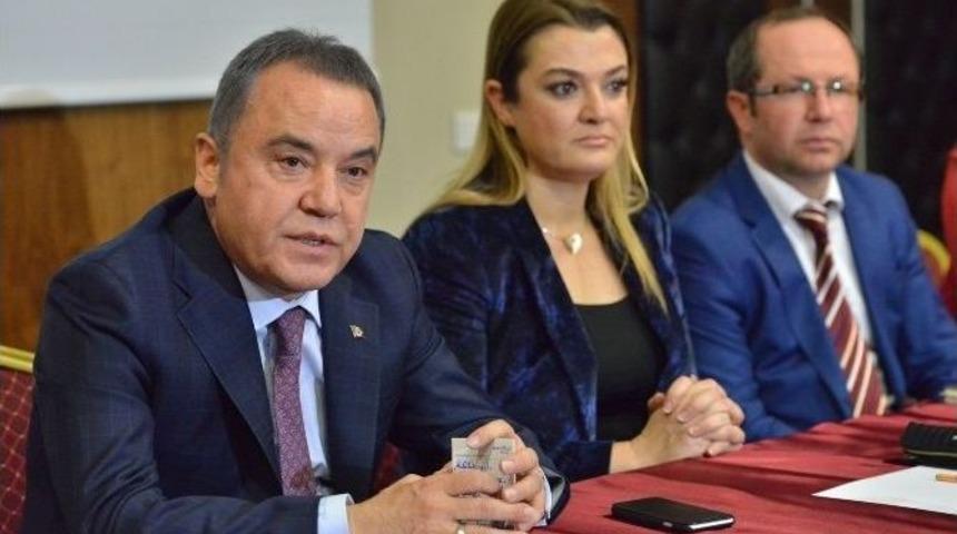 Başkan B&ouml;cek, Zabıta Ve G&uuml;venlik &Ccedil;alışanlarıyla Buluştu