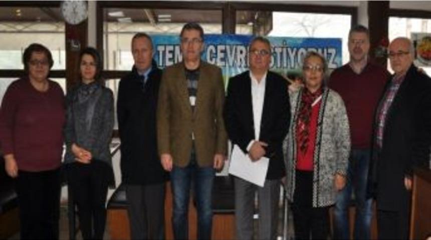 Manyas Kuşcenneti Can &Ccedil;ekişiyor