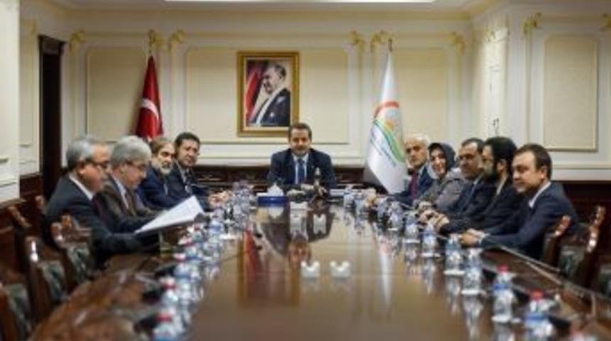 Bakan &Ccedil;elik, M&uuml;siad Genel Başkanı Nail Olpak&rsquo;ı Kabul Etti