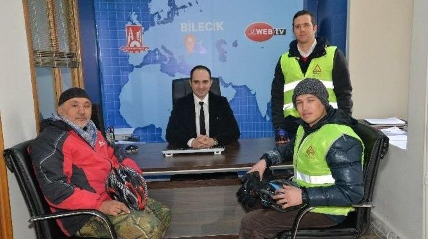 Kazakistan&rsquo;dan Yola &Ccedil;ıkan Syzbayev Ve Bekbolat Bilecik&rsquo;e Ulaştı