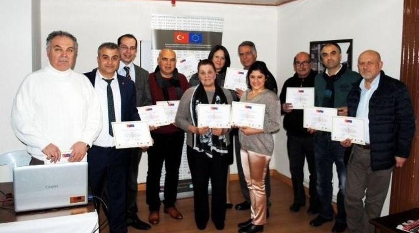 Yerel Medya Meslek İ&ccedil;i Eğitim Seminerinde Buluştu