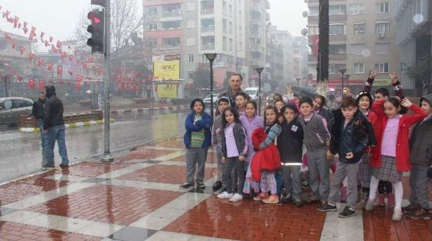 Kızıldereli &Ccedil;ocuklara Trafik Eğitimi