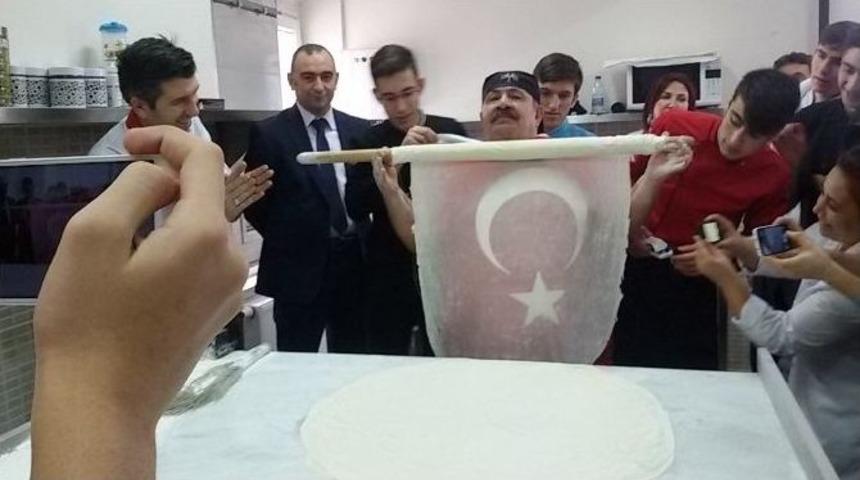 &Uuml;nl&uuml; Aş&ccedil;ılar Kızılcahamam&rsquo;da H&uuml;nerlerini Sergiledi