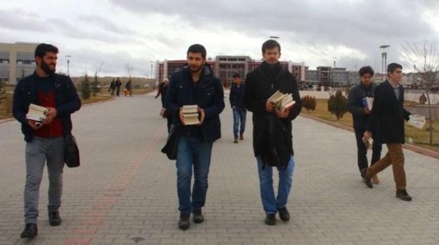 Km&uuml;&rsquo;de Kitap Okuma Etkinliği