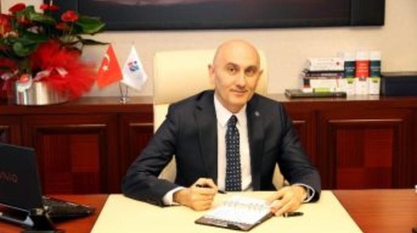 Rekt&ouml;r Tamer Yılmaz&rsquo;dan &rsquo;&ccedil;alışan Gazeteciler G&uuml;n&uuml;&rsquo; Mesajı