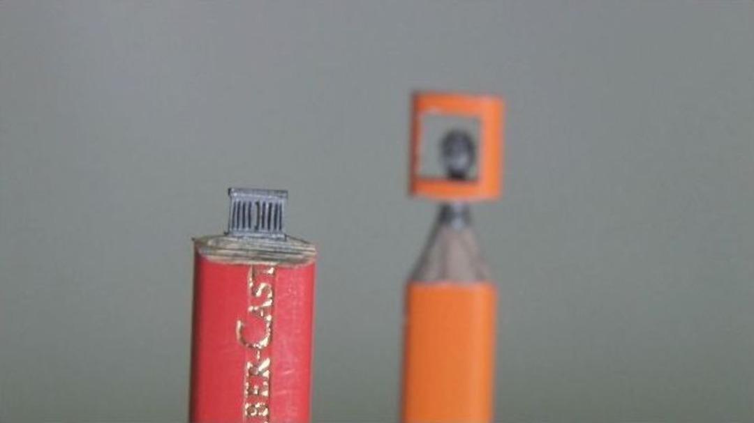 (&ouml;zel Haber) Kurşun Kalemin Ucuna Eyfel Kulesi İnşa Etti