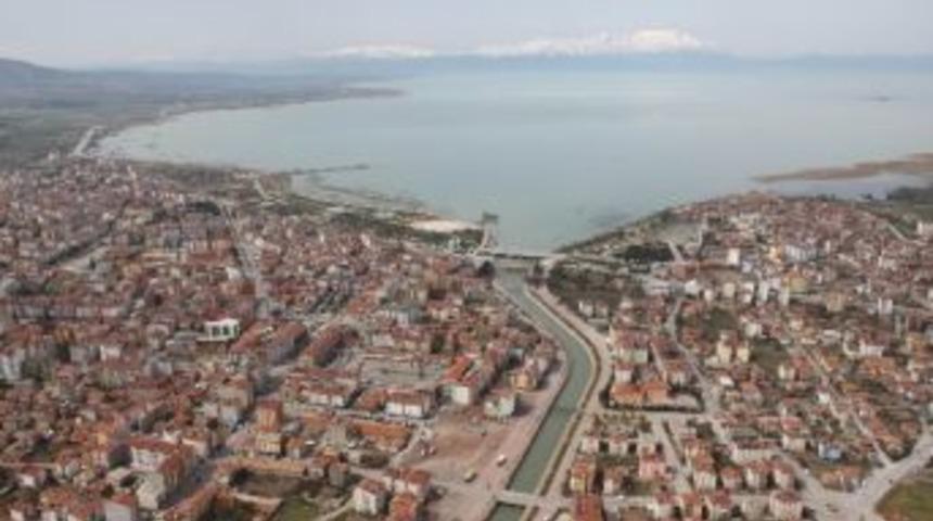 Beyşehir 2015&rsquo;te İnşaat Sekt&ouml;r&uuml;n&uuml;n Parlayan Yıldızı Oldu