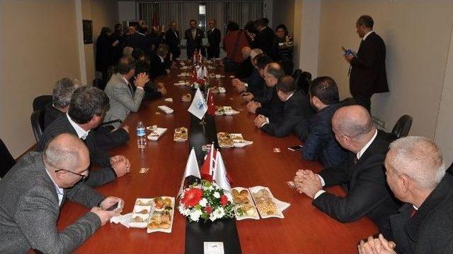 Hisarcıklıoğlu Bandırma&rsquo;da 1