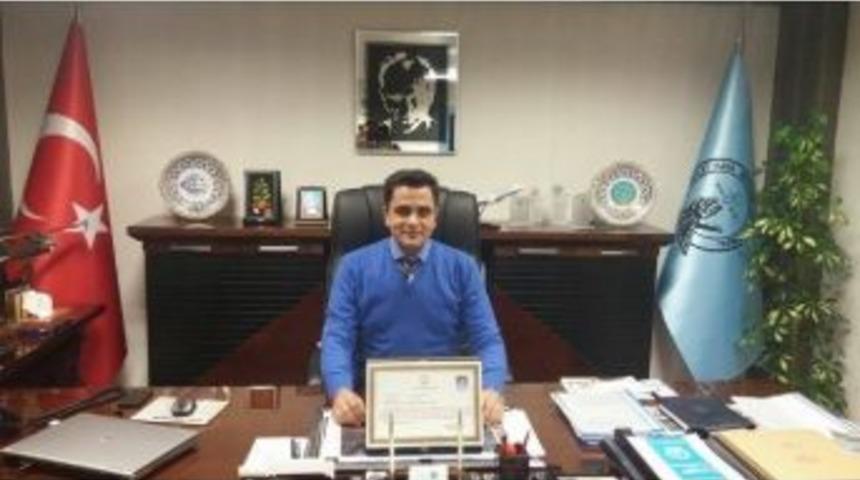 Havalimanı M&uuml;d&uuml;r&uuml; Aladağ&rsquo;a Başarı Belgesi