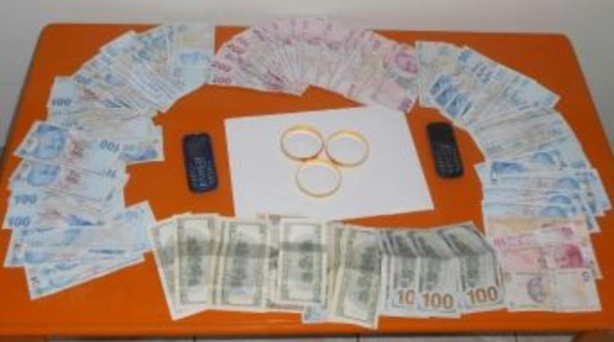 Telefon Dolandırıcısı Ka&ccedil;arken Yakalandı