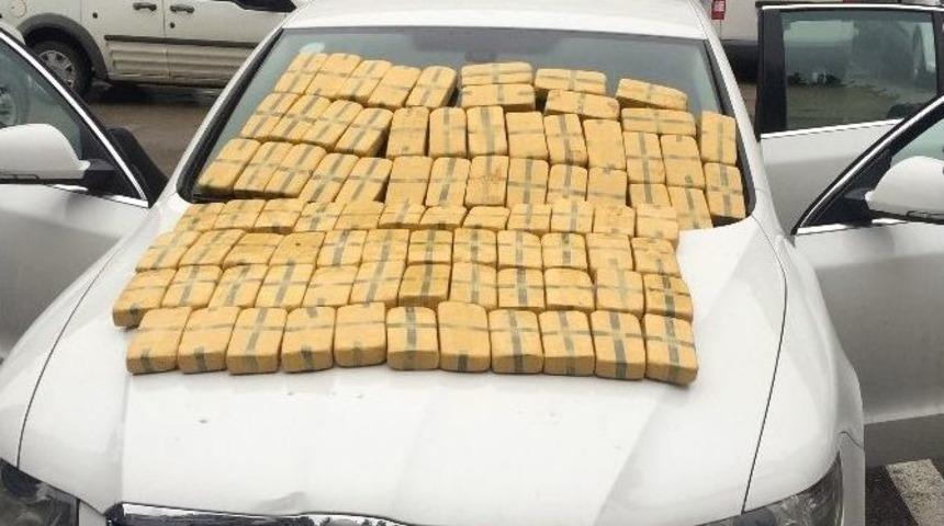 Adana&rsquo;da 5 G&uuml;nde 35 Uyuşturucu Taciri Tutuklandı