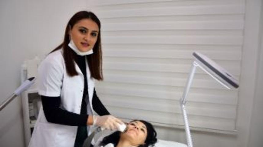 Asmek İle G&uuml;zellik Uzmanı Oldu