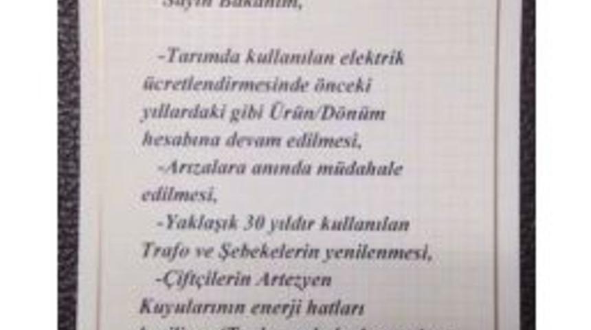 Milletvekilinin Mecliste Aldığı Not Kameralara Yansıdı