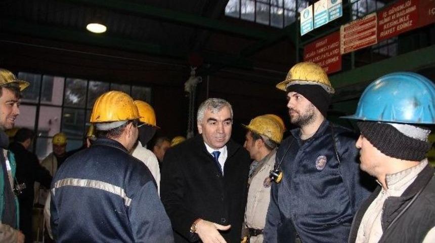 Maden Faciasında &Ouml;len 8 İş&ccedil;i Dualarla Anıldı