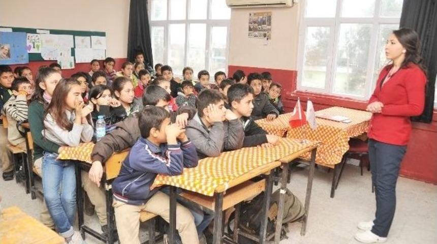 Melis Hemşire &Ccedil;ocuklara Hijyeni Anlattı