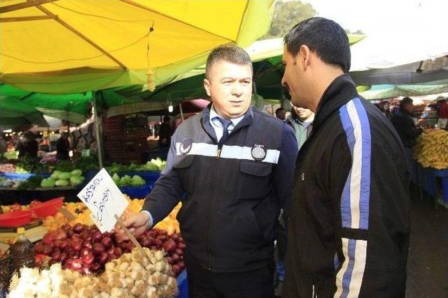 Buca Zabıtasından ‘pazar’ Mesaisi