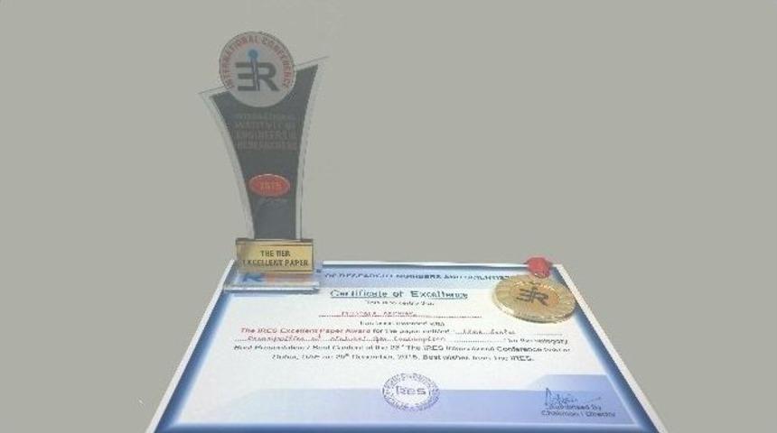 Sa&uuml;&rsquo;l&uuml; Akademisyenlere &Ouml;d&uuml;l